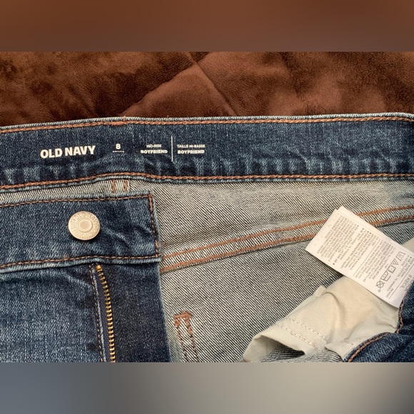 Old Navy Boyfriend Jeans EUC - Picture 6 of 8